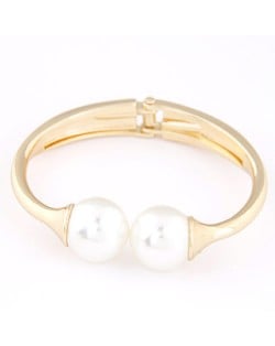 Twin Pearl Fashion Alloy Bangle - Golden