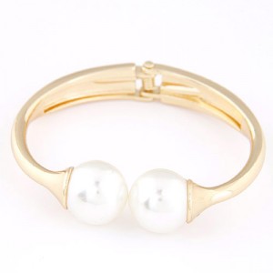 Twin Pearl Fashion Alloy Bangle - Golden