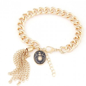 Spider Pendant and Tassel Fashion Metallic Bracelet - Golden