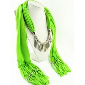 Punk Fashion Long Rivets Tassels Scarf Necklace - Grass