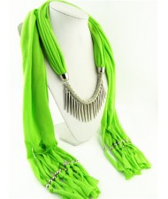 Punk Fashion Long Rivets Tassels Scarf Necklace - Grass