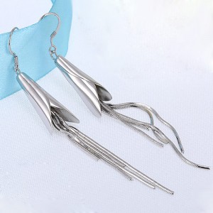 Floral Shape with Tassel Chain Design Platinum Plated Copper Fashion Earrings