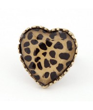 Sweet Leopard Prints Embedded Peach Heart Design Ring