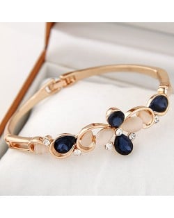 Sweet Opal and Glass Gem Inlaid Clover Fashion Bangle