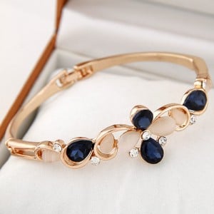 Sweet Opal and Glass Gem Inlaid Clover Fashion Bangle
