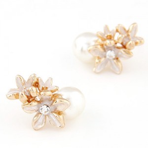 Vivid Flowers Sweet Pearl Fashion Ear Studs - White