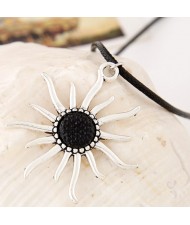 Exaggerating Sunflower Pendant Wax Rope Fashion Necklace - Silver