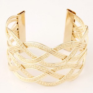 Hollow Wave Pattern Wide Open-end Design Fashion Costume Bangle - Golden