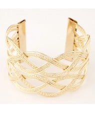 Hollow Wave Pattern Wide Open-end Design Fashion Costume Bangle - Golden