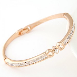 Czech Rhinestone Embedded Slim Style Lady Fashion Bangle