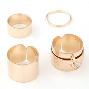 Young Girl Fashion Four Pieces Alloy Ring Set - Golden