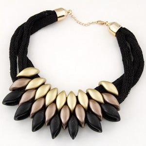 Fashionable Beads Cluster Costume Fashion Necklace - Black and Golden