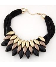 Fashionable Beads Cluster Costume Fashion Necklace - Black and Golden