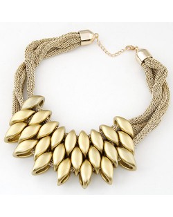 Fashionable Beads Cluster Costume Fashion Necklace - Golden