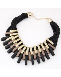 Geometric Bars Combination Three Layers Metallic Short Costume Necklace - Black and Golden