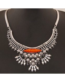 Charming Gem Decorated Vintage Ethnic Floral Design Snake Chain Fashion Necklace - Silver