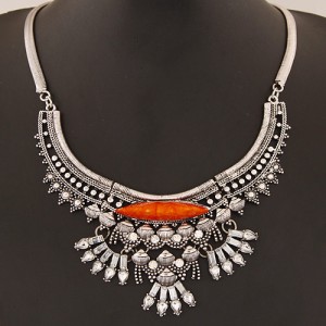 Charming Gem Decorated Vintage Ethnic Floral Design Snake Chain Fashion Necklace - Silver