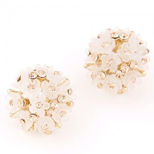 Sakura Floral Ball Design Fashion Ear Studs - Beige