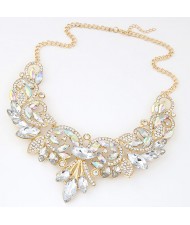 Luxurious Rhinestone and Resin Gems Combo Romantic Hollow Floral Fashion Necklace - Golden