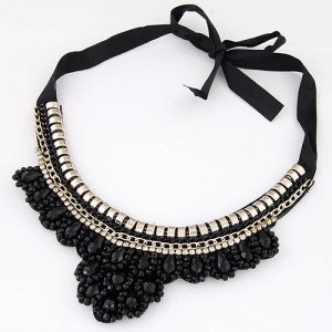 Rhinestone and Crystal Combined Flower Pattern Ribbon Fashion Necklace - Black