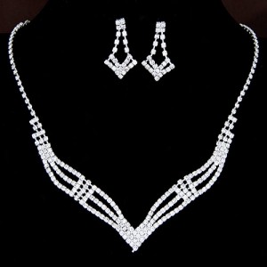 Willow Leaves Inspired Rhinestone Brides Fashion Necklace and Earrings Set