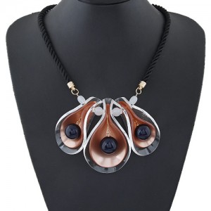 Balls in the Curled Leaves Design Big Version Rope Costume Fashion Necklace - Brown