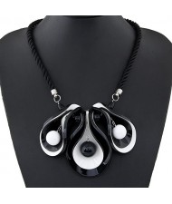 Balls in the Curled Leaves Design Big Version Rope Costume Fashion Necklace - Black