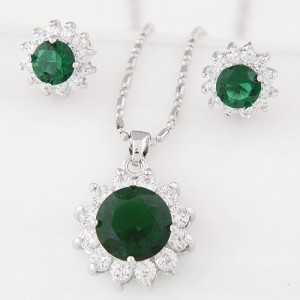 Cubic Zirconia and Gem Embellished Shining Sun Flower Fashion Necklace and Earrings Set - Green