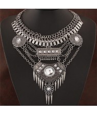 Western Bold Fashion Resin Gems Decorated with Rivets Pendant Costume Necklace - Vintage Silver
