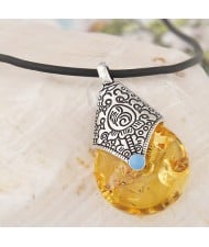 Vintage Resin Waterdrop Pendant Leather Rope Fashion Necklace - Yellow