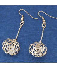 Classical Hollow Rose Dangling Fashion Earrings