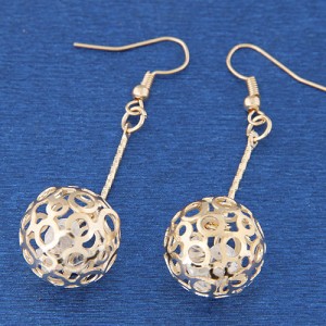 Linked Circles Hollow Ball Design Dangling Fashion Alloy Earrings