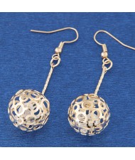 Linked Circles Hollow Ball Design Dangling Fashion Alloy Earrings