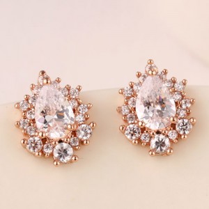 Delicate Cubic Zirconia Embedded Splendid Waterdrops Ear Studs - Copper