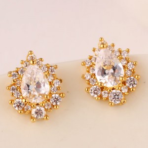 Delicate Cubic Zirconia Embedded Splendid Waterdrops Ear Studs - Golden