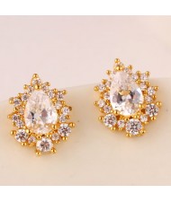 Delicate Cubic Zirconia Embedded Splendid Waterdrops Ear Studs - Golden