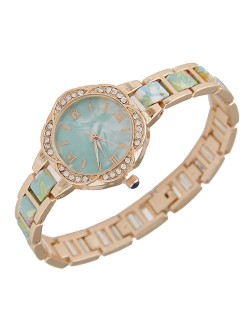 Rhinestone Rimmed Plum Blossom Shape Floral Prints Women Fashion Watch - Green