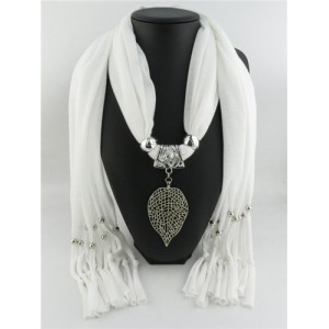 Refined Hollow Leaf Pendant Fashion Scarf Necklace - White