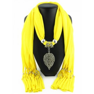 Refined Hollow Leaf Pendant Fashion Scarf Necklace - Yellow