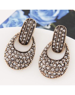 Vintage Court Fashion Shining Czech Stones Inlaid Waterdrop Inspired Ear Studs - Golden