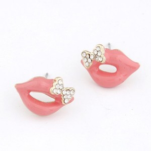Czech Rhinestone Bowknot Decorated Lips Fashion Ear Studs - Pink