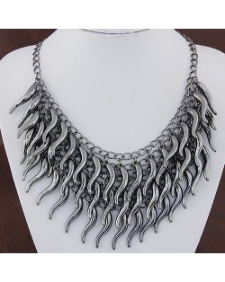Triple Layers Pepper Alloy Statement Fashion Necklace