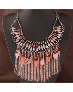 Luxurious Feather and Alloy Tassel Glass Beads Statement Fashion Necklace - Pink