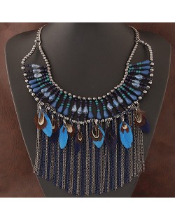 Luxurious Feather and Alloy Tassel Glass Beads Statement Fashion Necklace - Blue