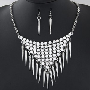 Rhinestone Combined Triangle and Rivets Pendant Fashion Necklace and Earrings Set - Silver