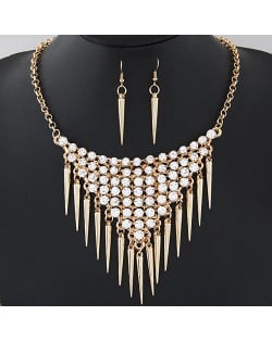 Rhinestone Combined Triangle and Rivets Pendant Fashion Necklace and Earrings Set - Golden