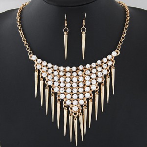 Rhinestone Combined Triangle and Rivets Pendant Fashion Necklace and Earrings Set - Golden
