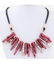Resin Artistic Design Pendants Fashion Costume Rope Necklace - Red