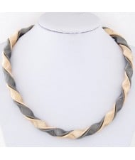 Dual Mixed Colors Weaving Pattern Alloy Fashion Short Necklace - Gray and Golden