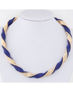 Dual Mixed Colors Weaving Pattern Alloy Fashion Short Necklace - Golden and Blue